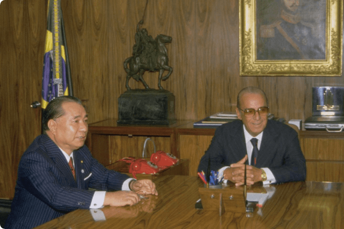 画像:ブラジリアの大統領府でフィゲイレド大統領と会見(1984年)