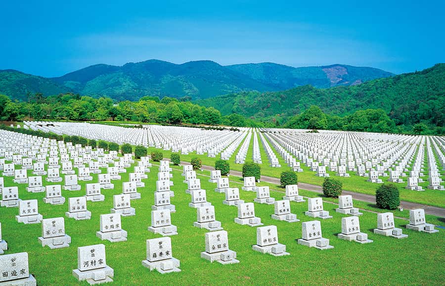勤行法要について ｜中国平和記念墓地公園・中国常楽納骨堂（広島
