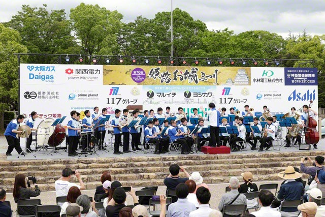 兵庫音楽隊と鼓笛隊が姫路お城まつりに出演｜創価学会公式サイト