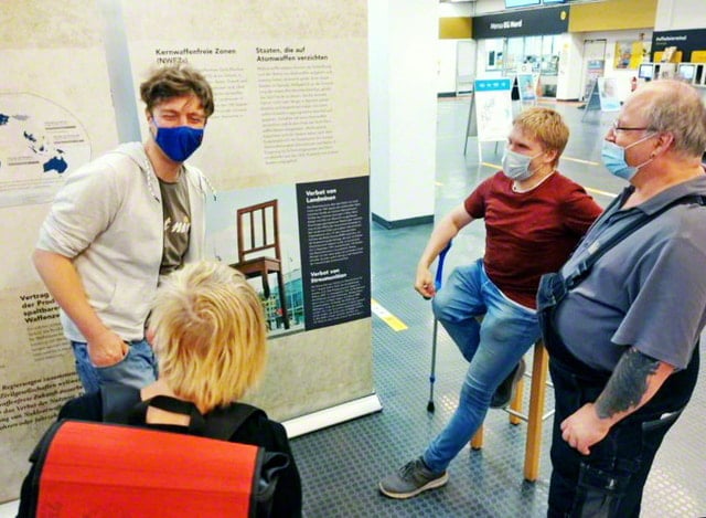 画像 ケルン大学での「核兵器なき世界への連帯」展