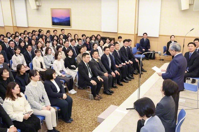 画像　青年最高協議会の様子