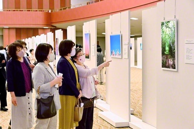 画像　写真展の様子