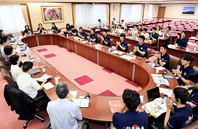 画像　会議の様子
