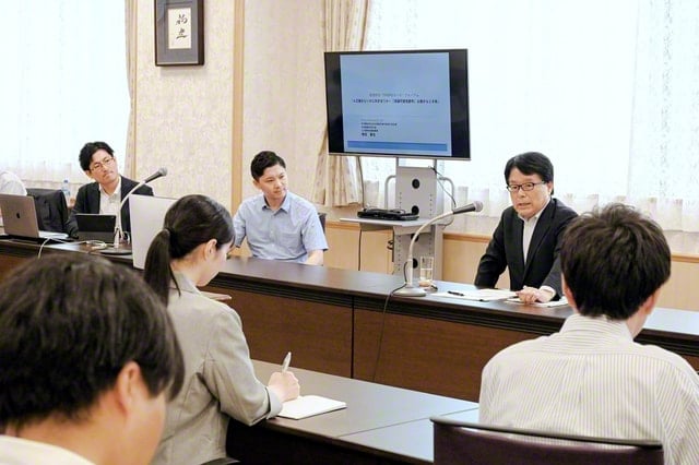 画像　増田氏が講演
